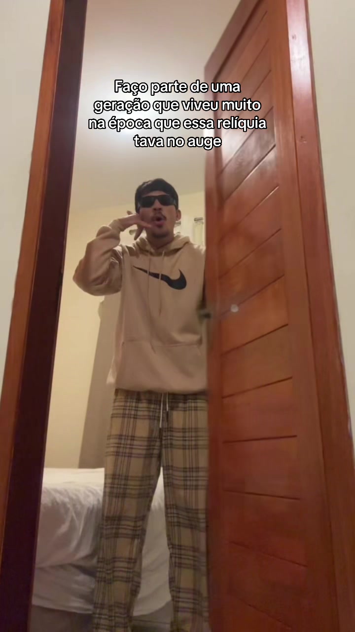 @Nando