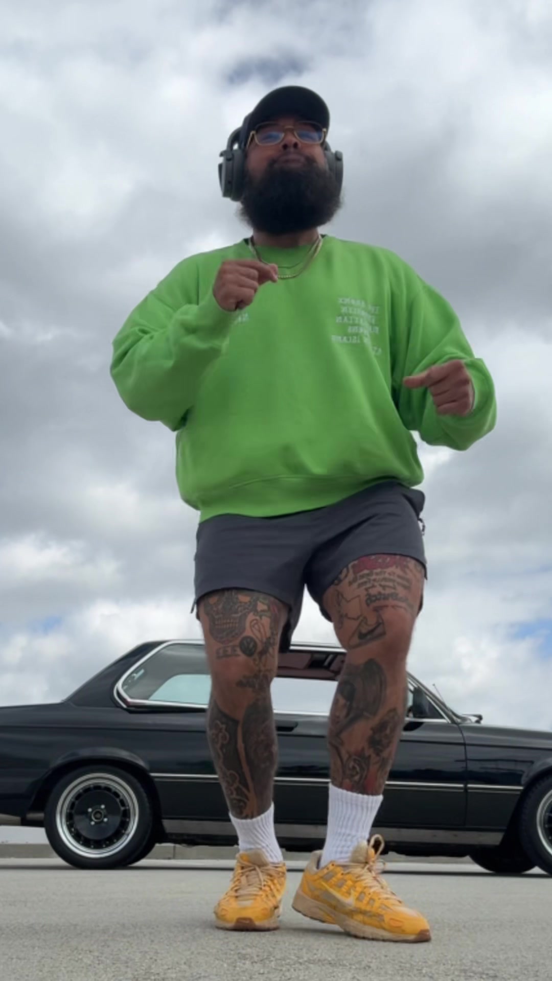 @JohnMiSO