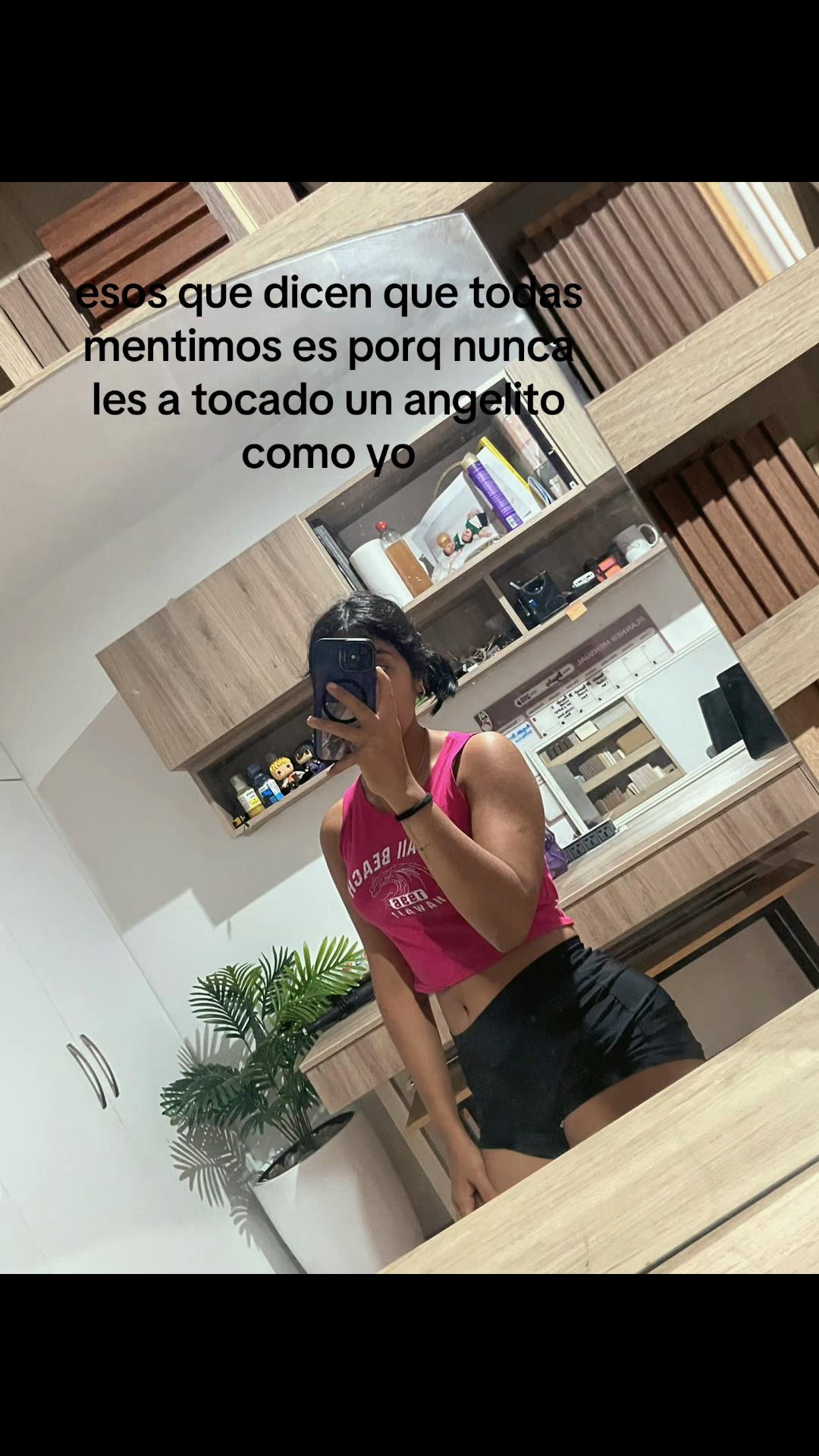 @Adriana🪻