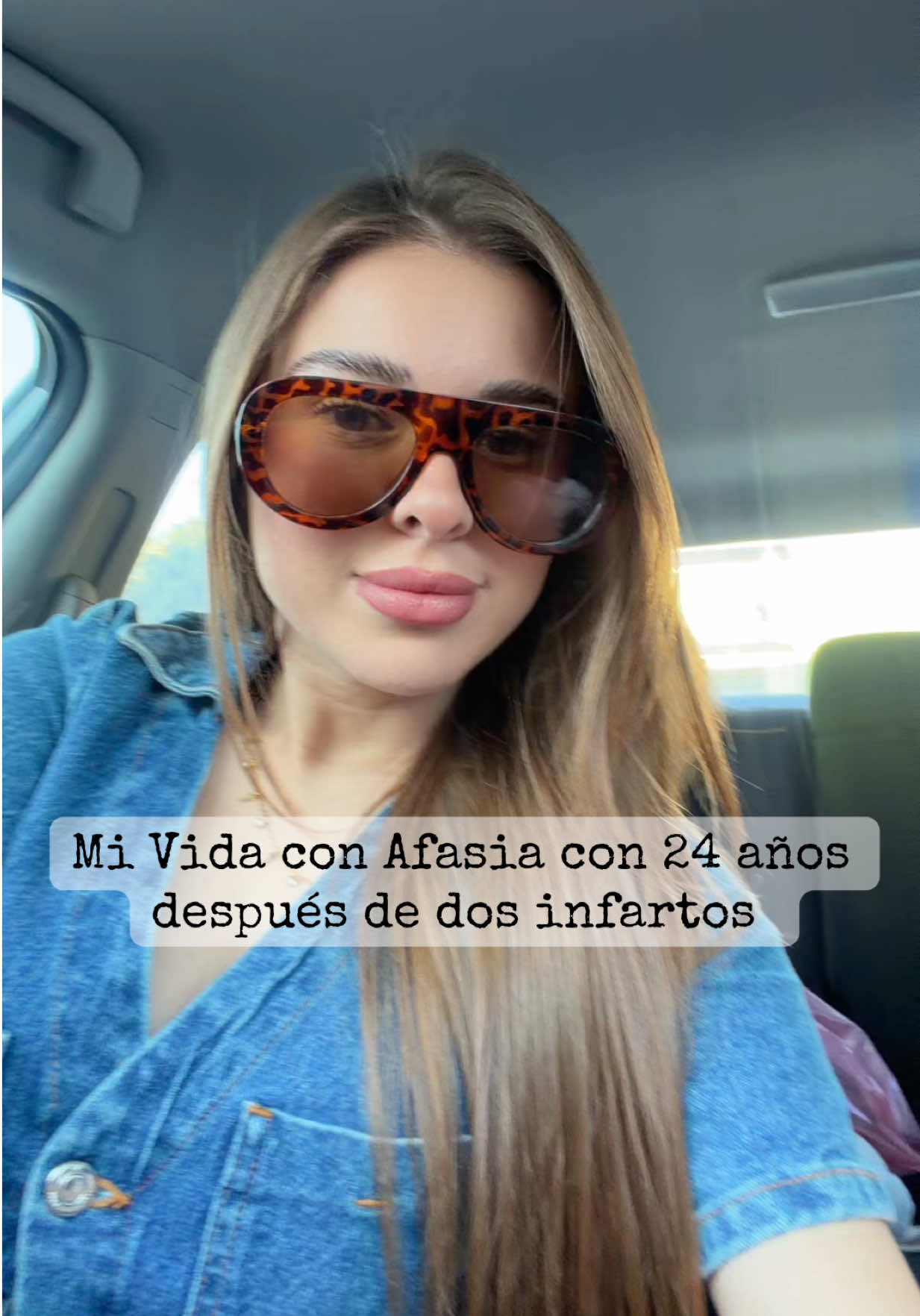 @Samyca_