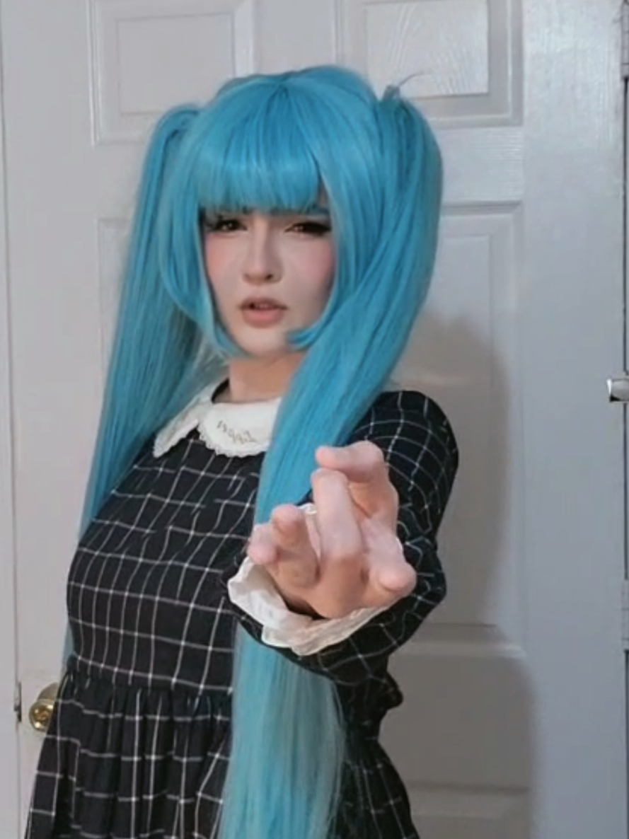 @mumblecos