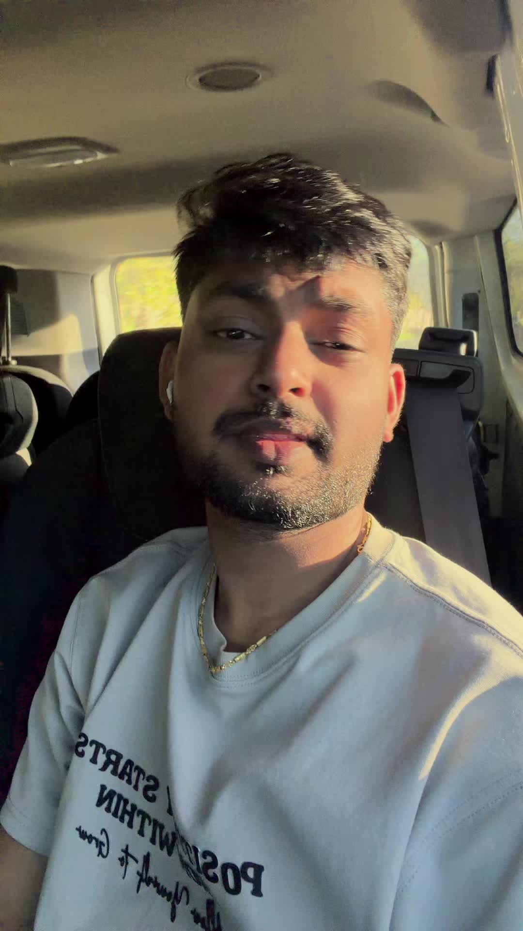 @KARAN 💗