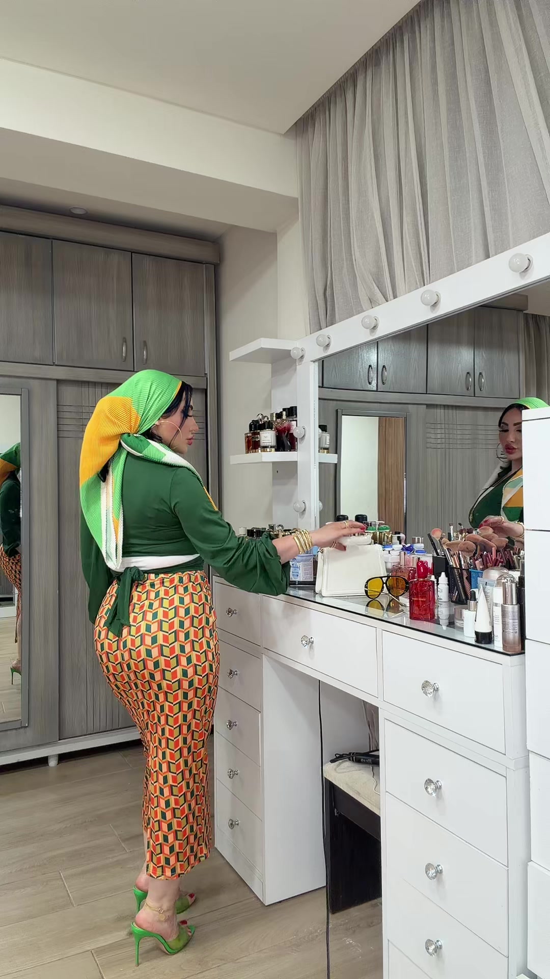 @🧿الملكة نادية🧿