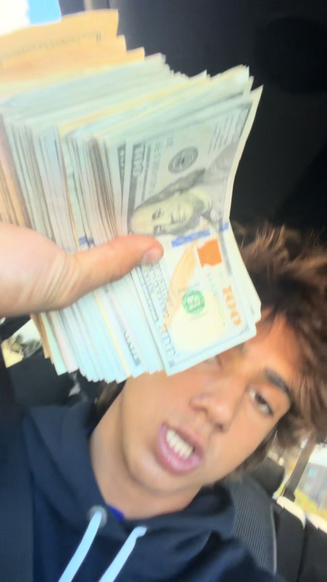 @Akillzone