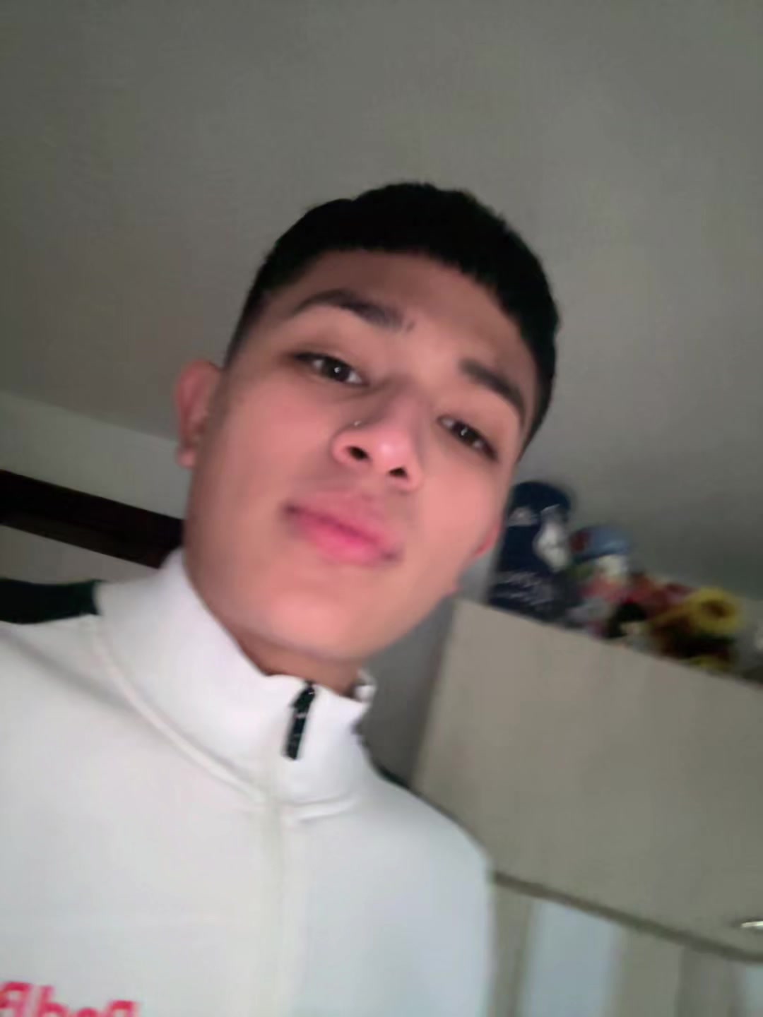 @🎭