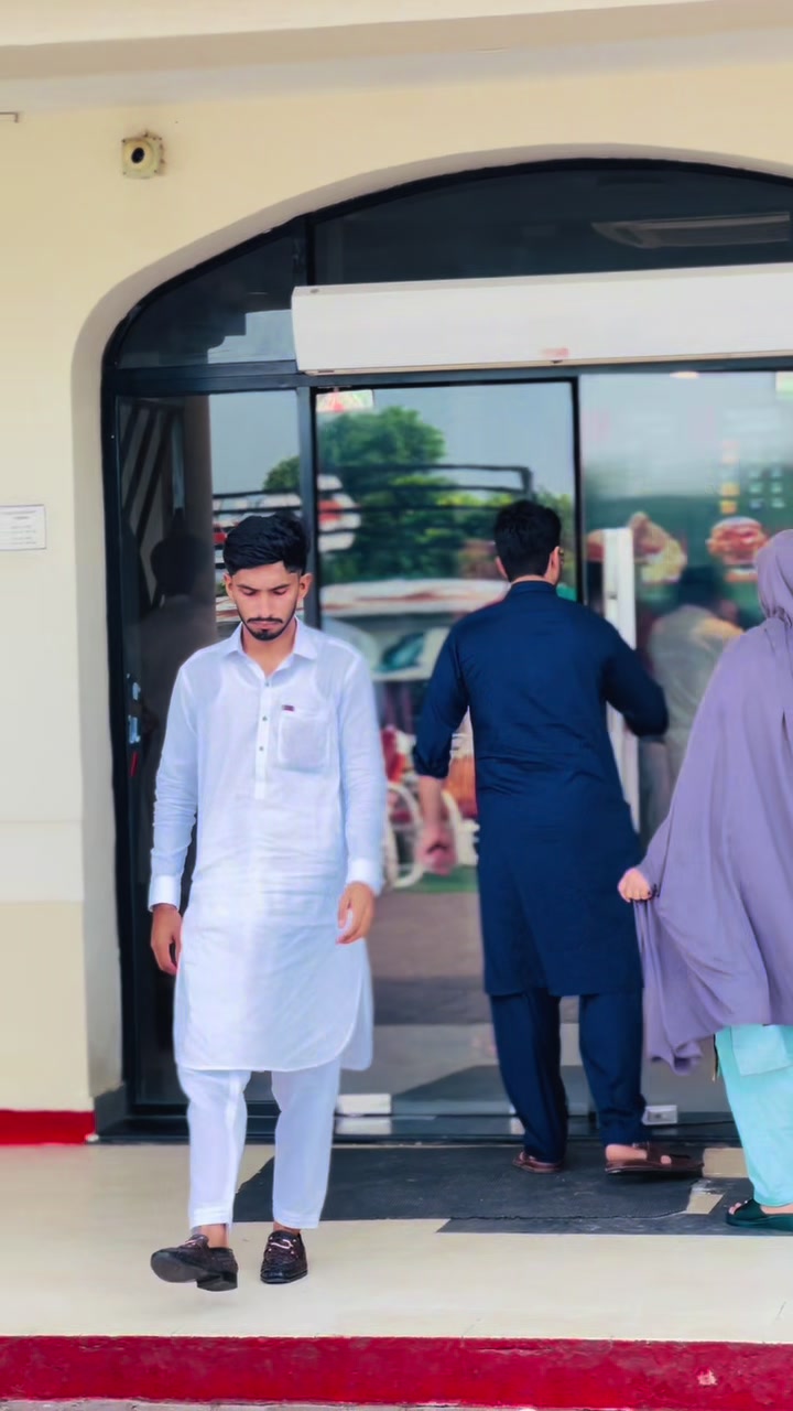 @𝗖𝗵 ibrar