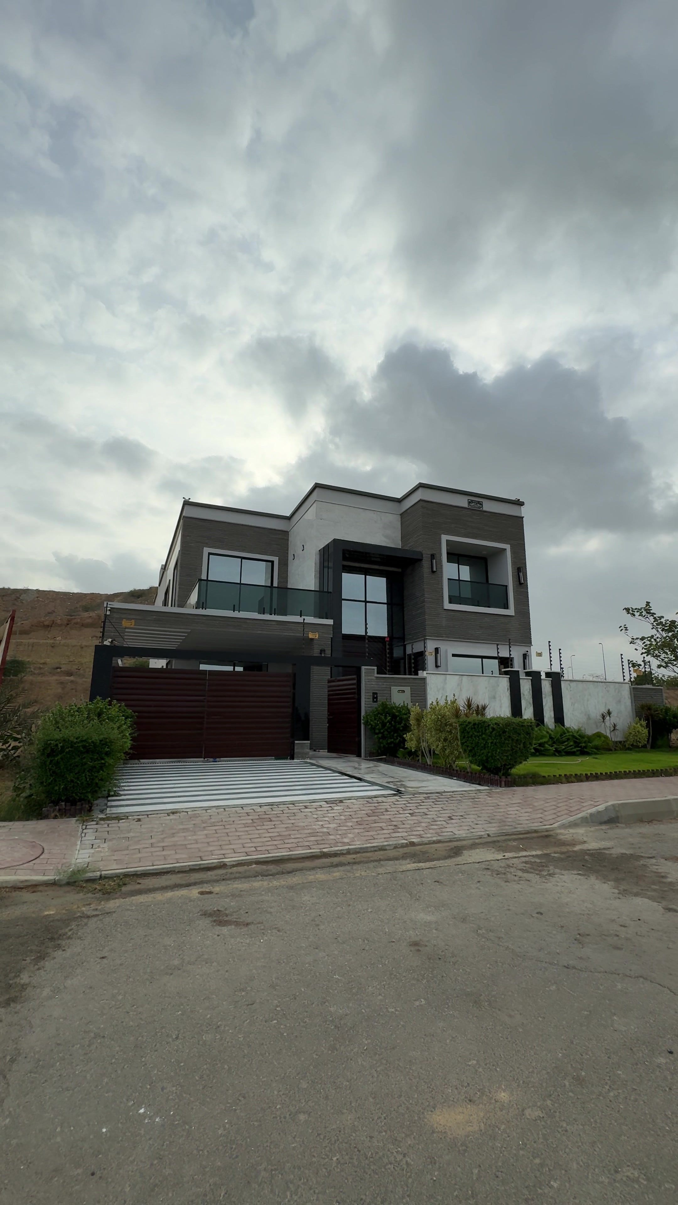 @Muhammad Zakir Bahria