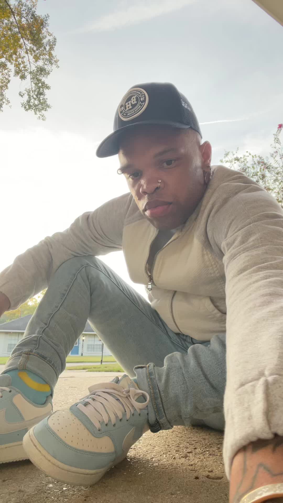 @MukkieLeee