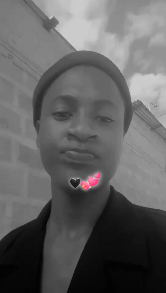 @𝕸𝖗 𝖘𝖒𝖎𝖑𝖊🖤💕