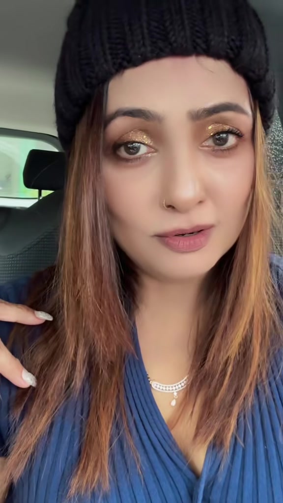 @Roselyn Sharma♥️