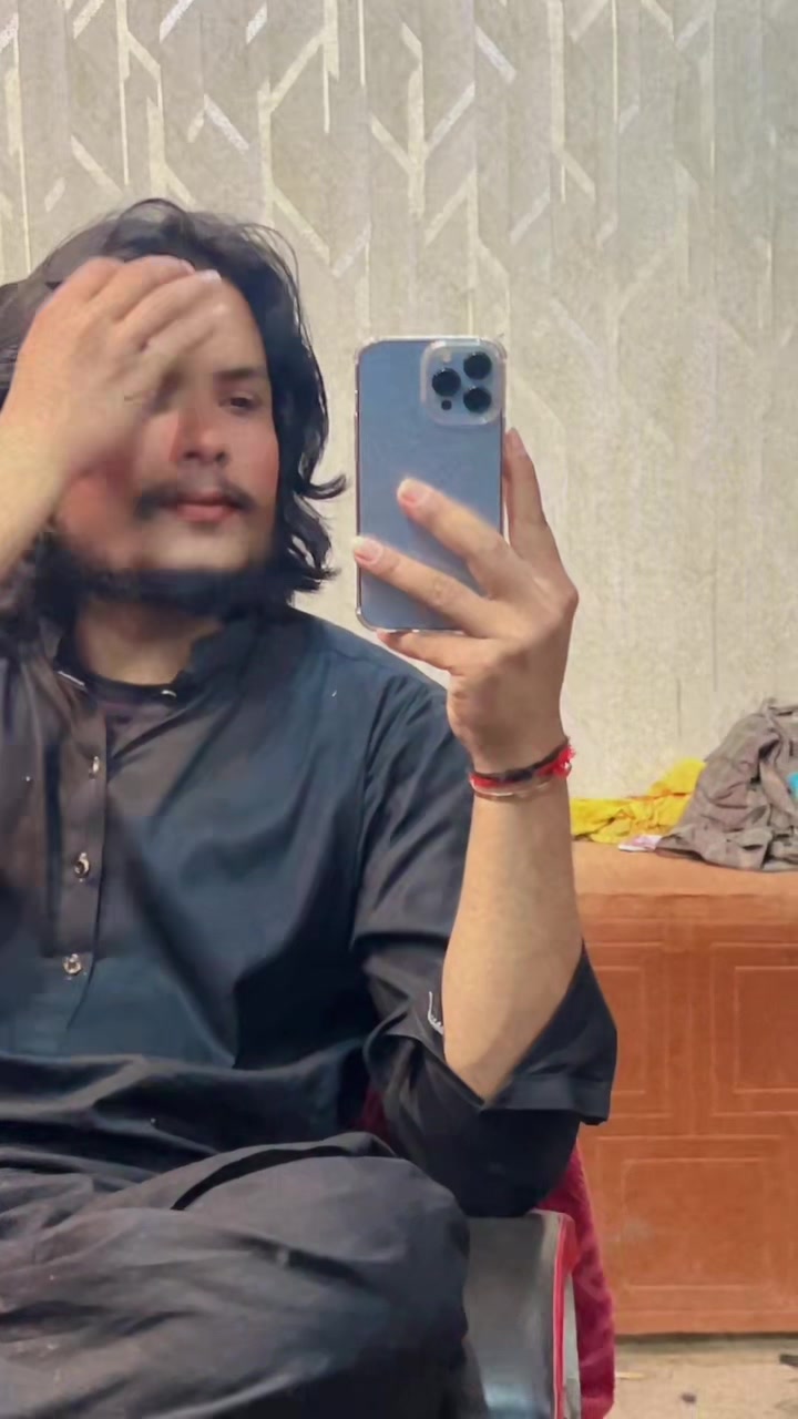 @ذیشان حیدر