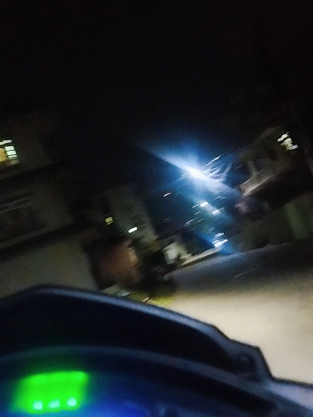 @अधुरो सपनाको धनी