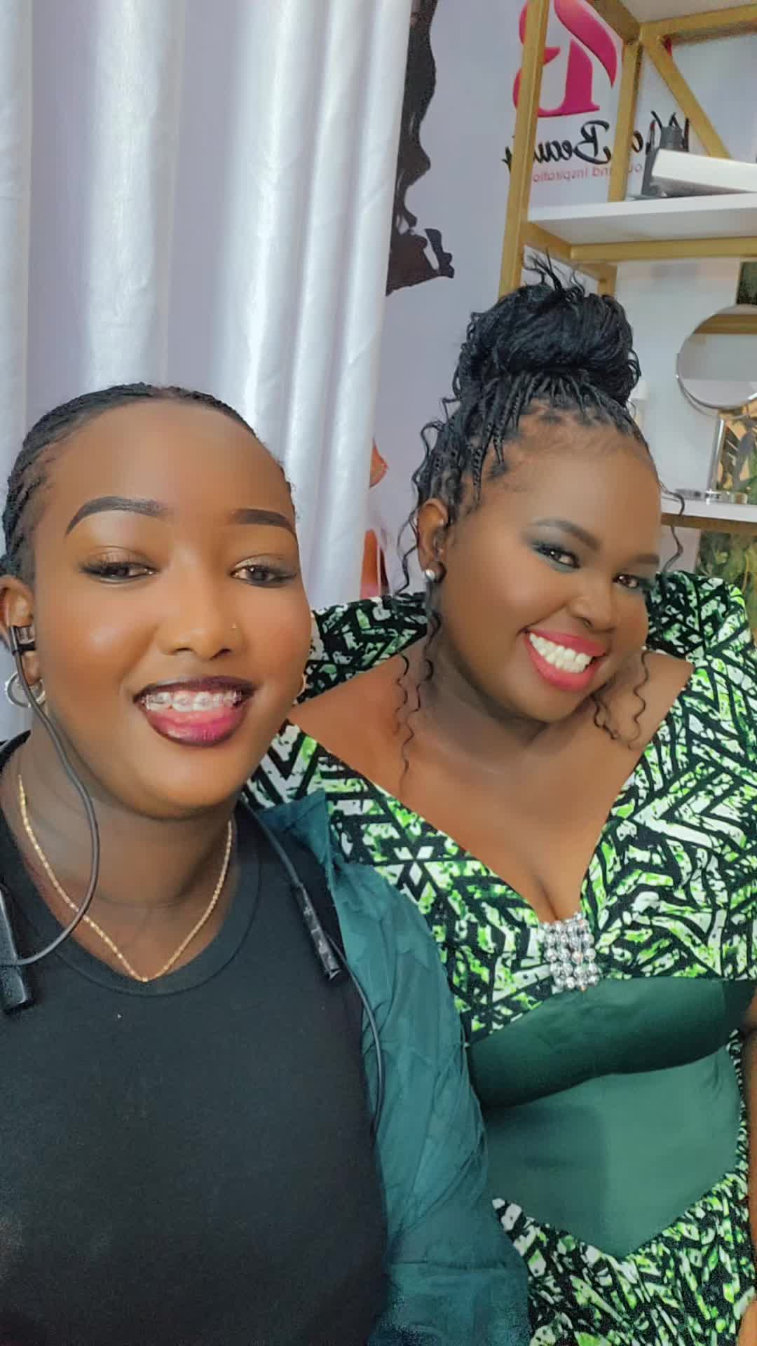 @Claudia tenai🇰🇪