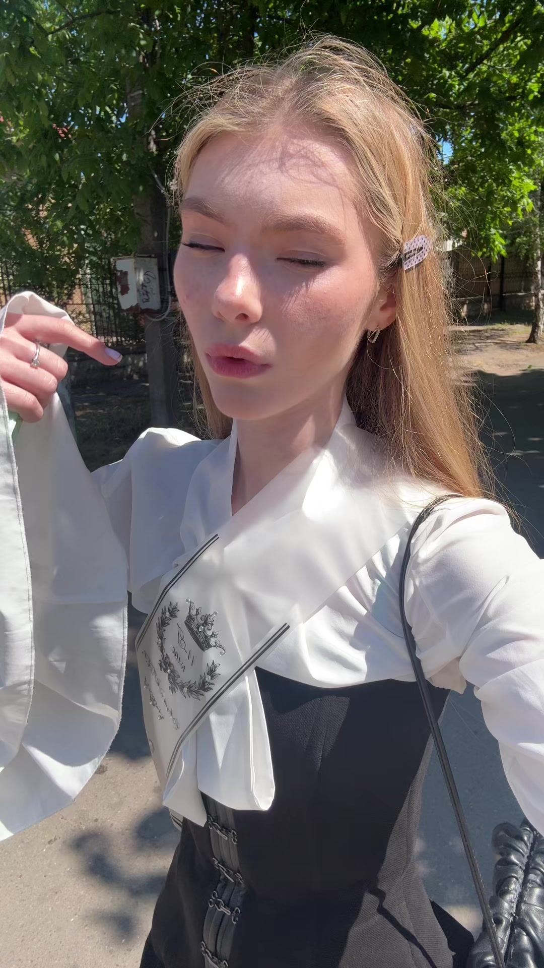 @🦢