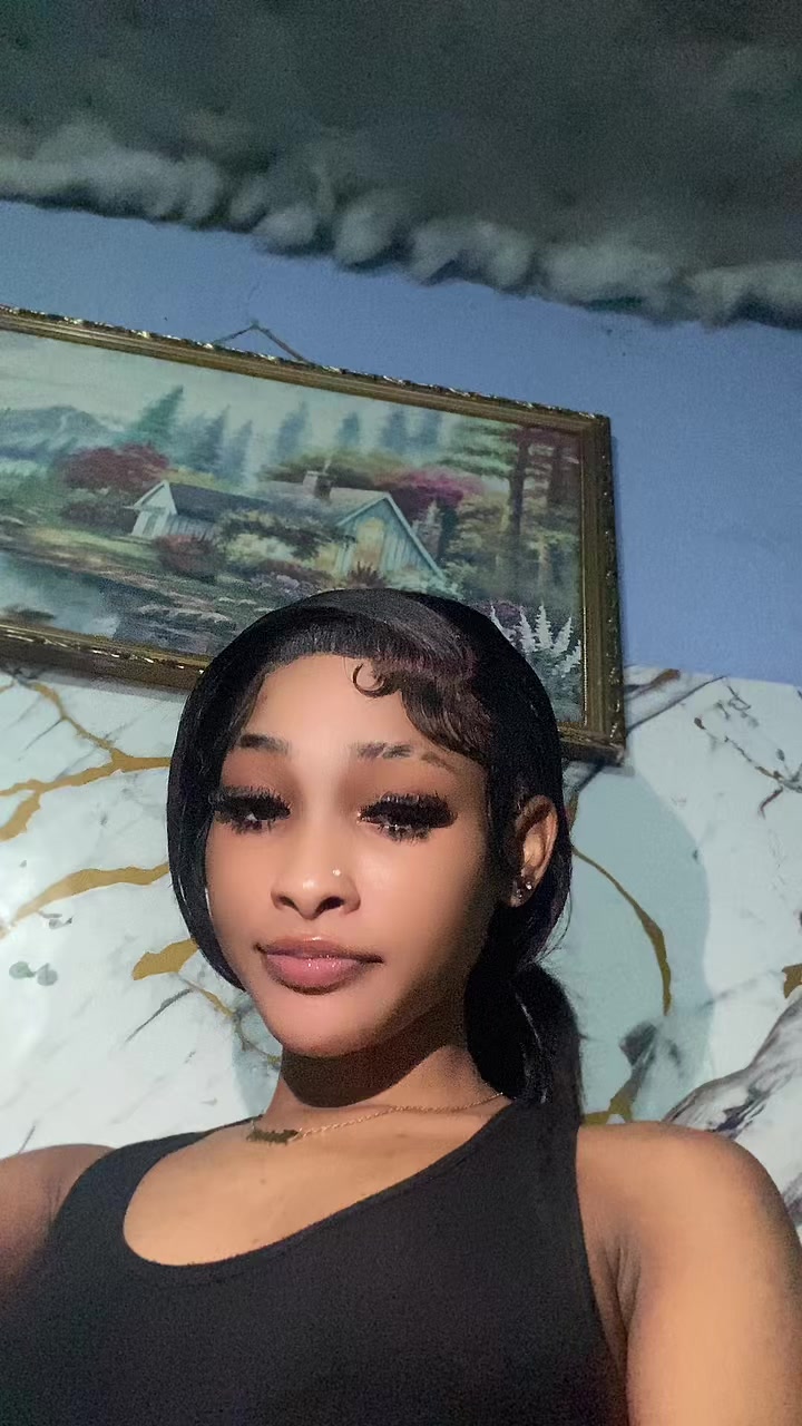 @Pretty_R🕷️
