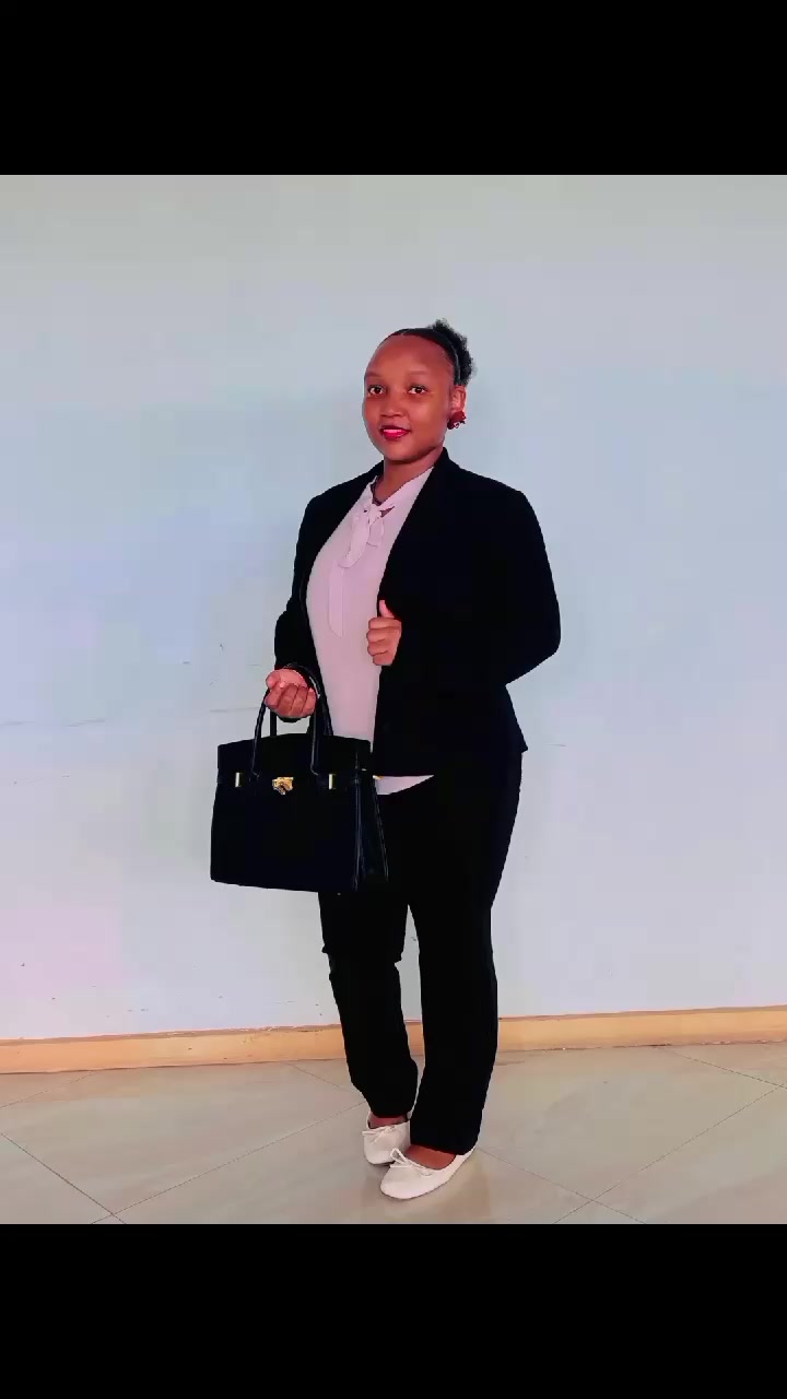 @DADA ANNA NA UZAZI NA WATOTO