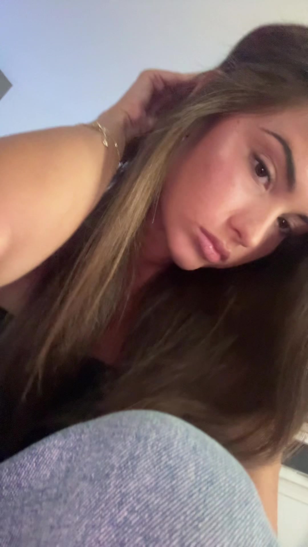 @Emama💸🦍