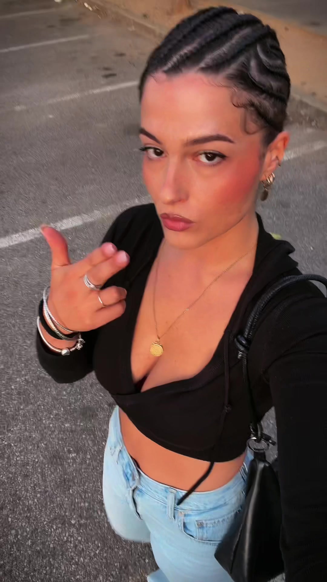 @Kura