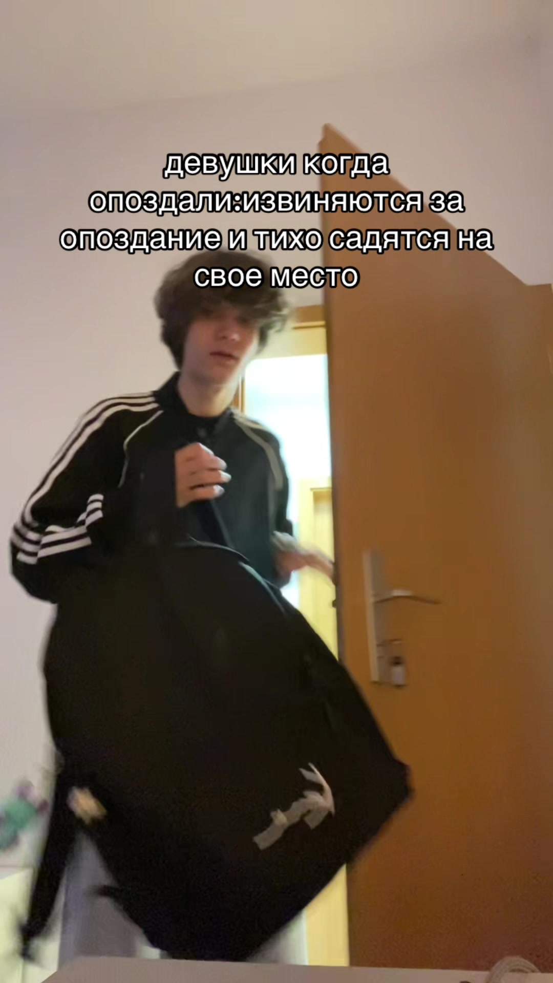 @kvins1k