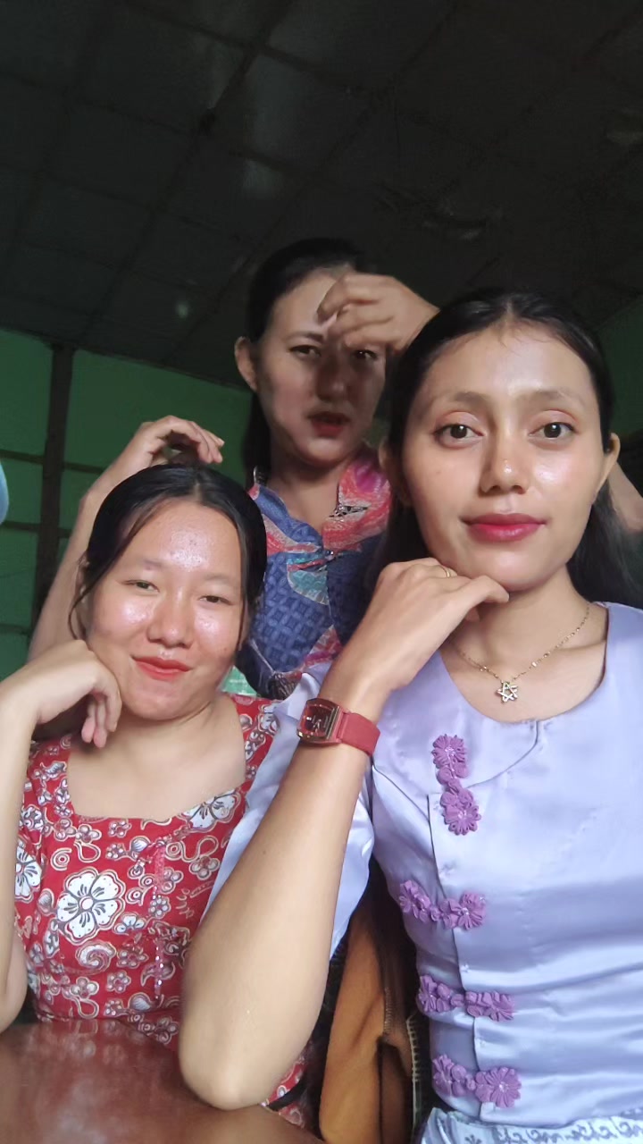 @Aye Yu AungđŤ§â