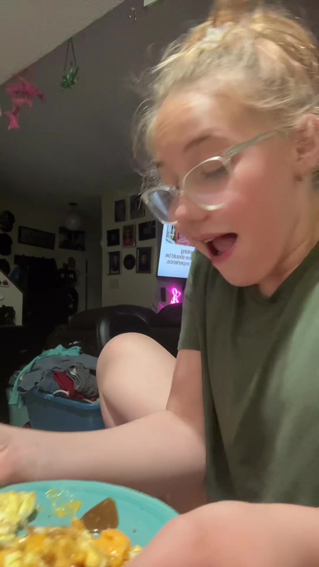 @(Taylor😝🖕)