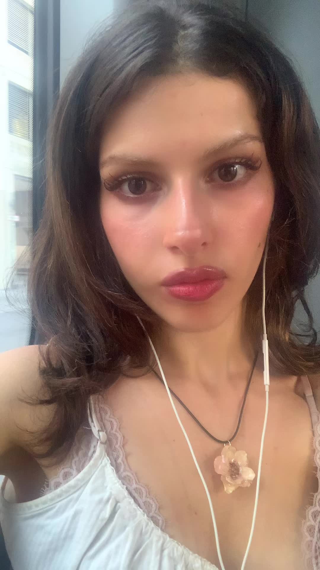 @Mina