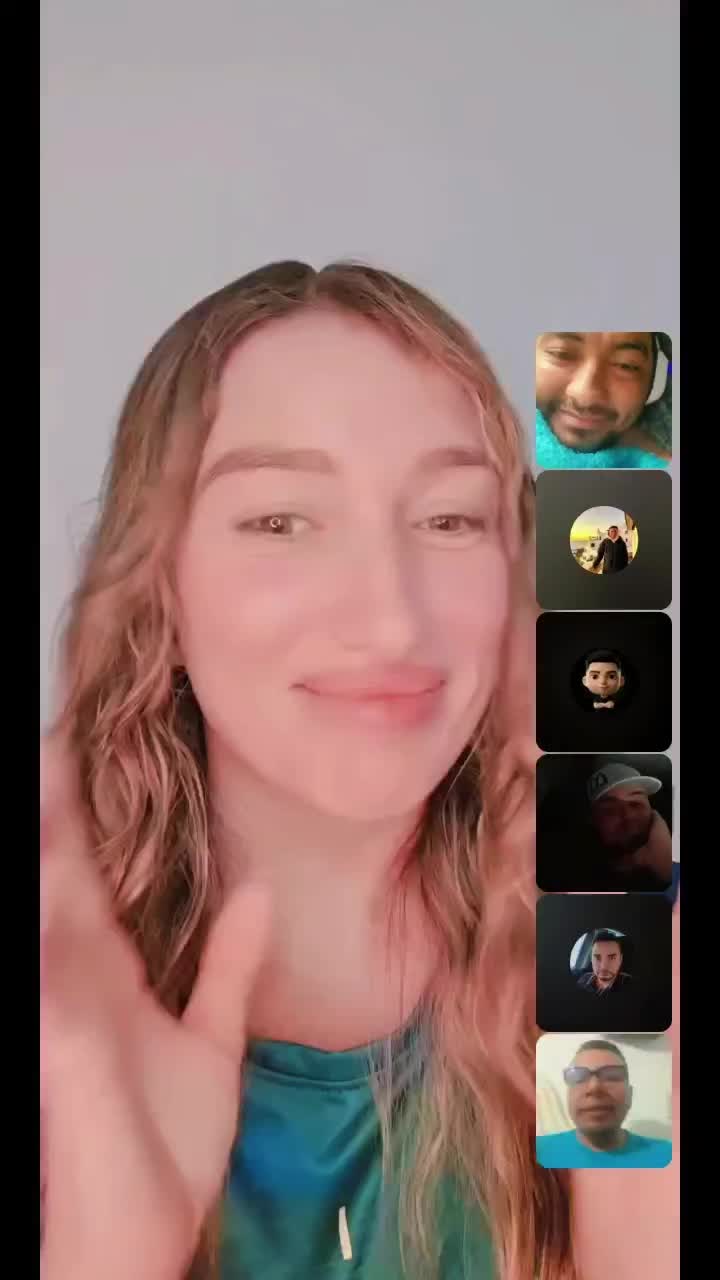 @OJITOS🇨🇴👀🇨🇷