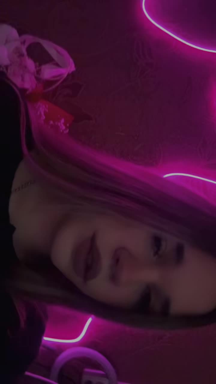 @Vikitori