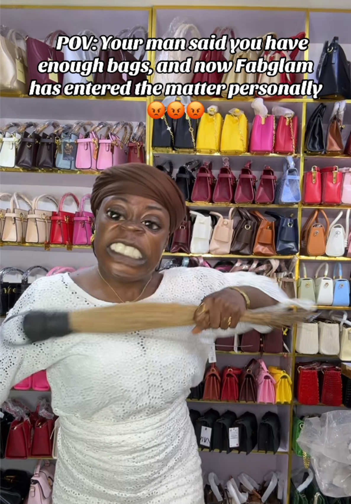 @Bag Vendor In Kaduna