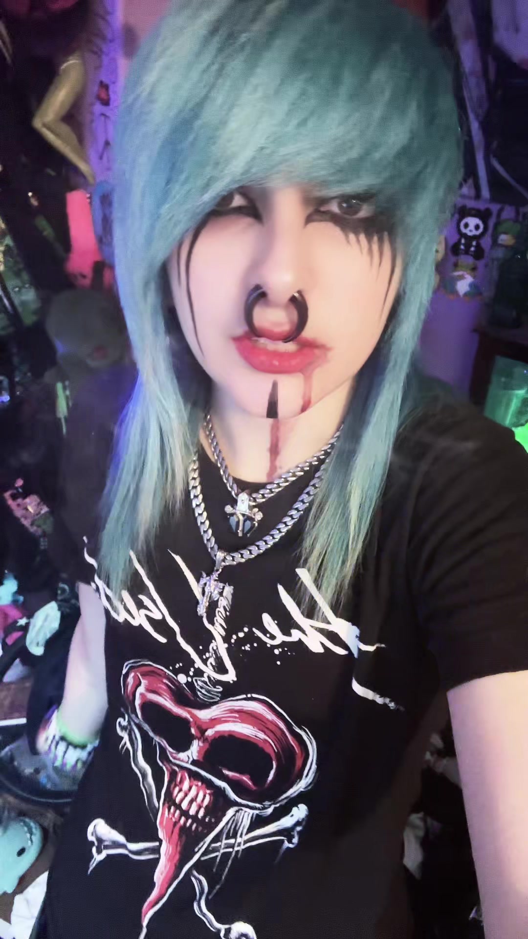 @Xx_CHARLI_CLAWS_xX