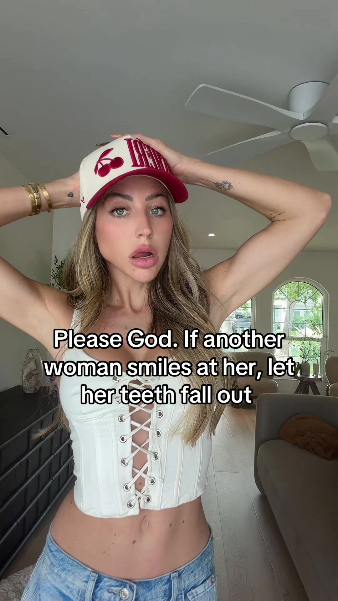 @Samantha Squirrell✨