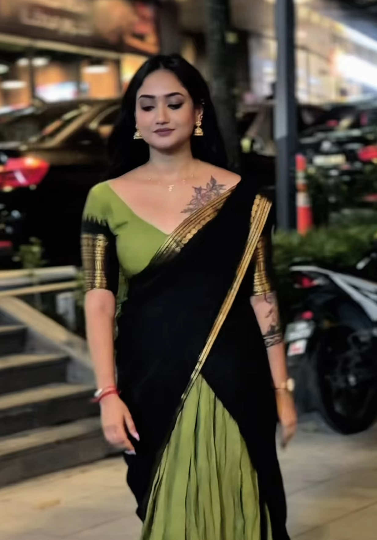 @divyadarshini