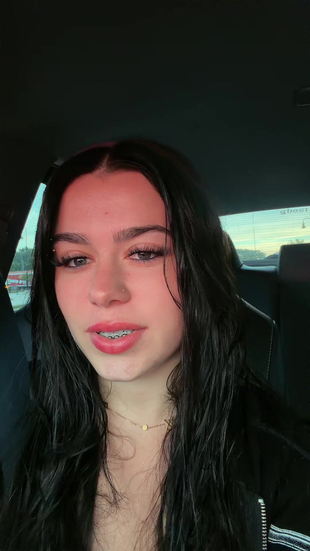 @theyluvv_taylor_01
