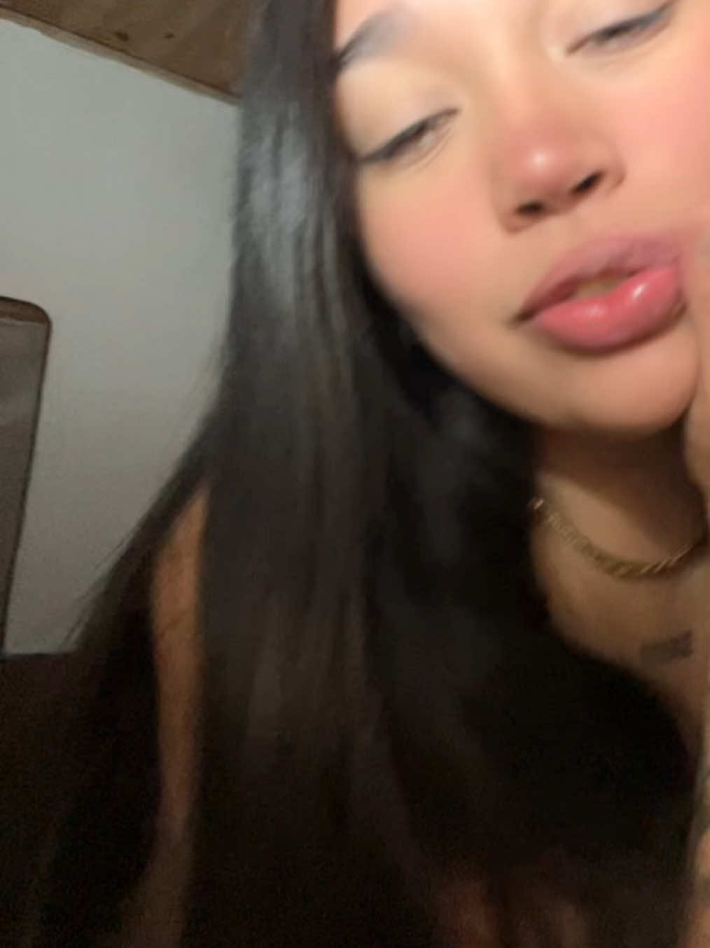@VALENTINA💋