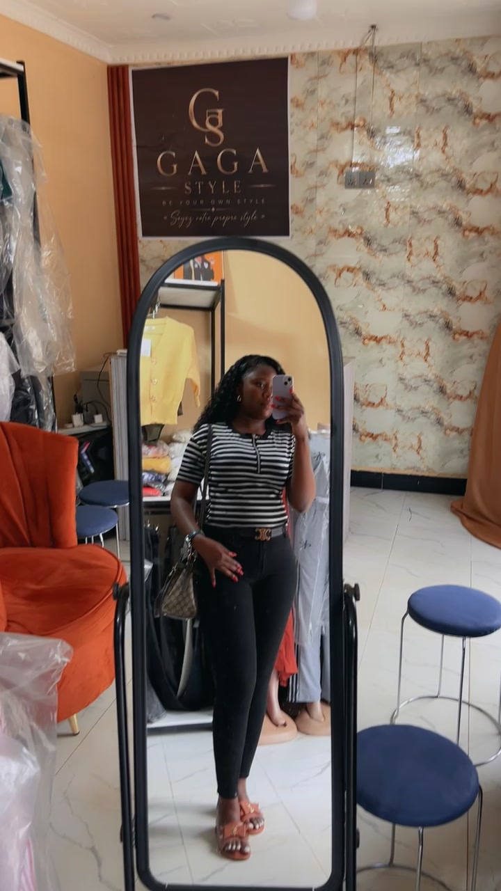 @GAGA STYLE👗🛍️👞👖👠🥿