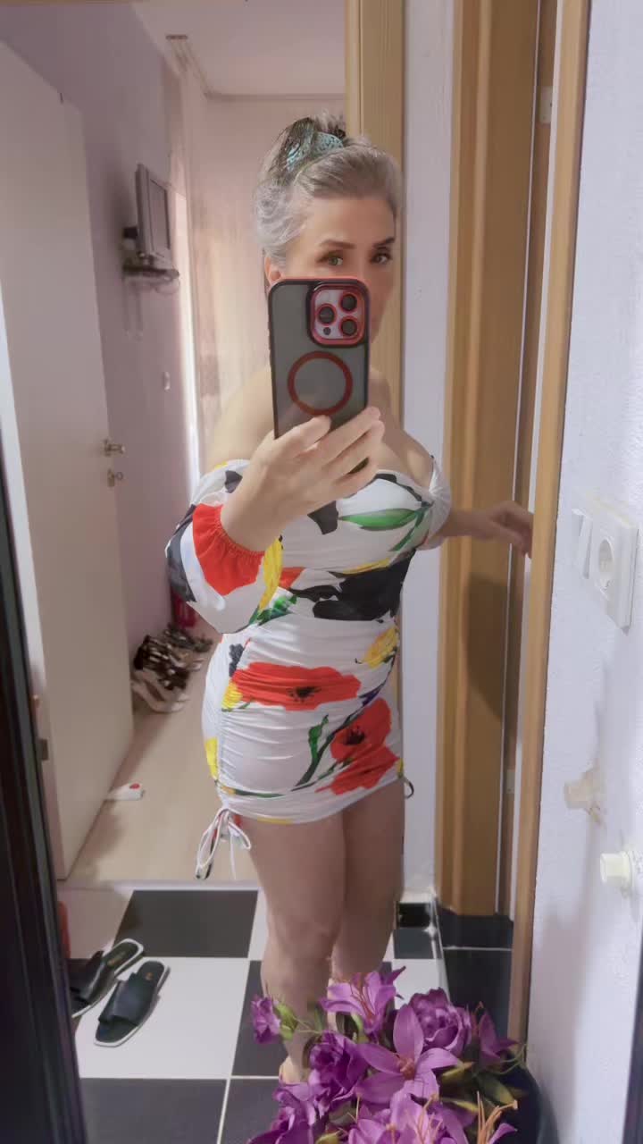 @s.siradişiyizz ESRA