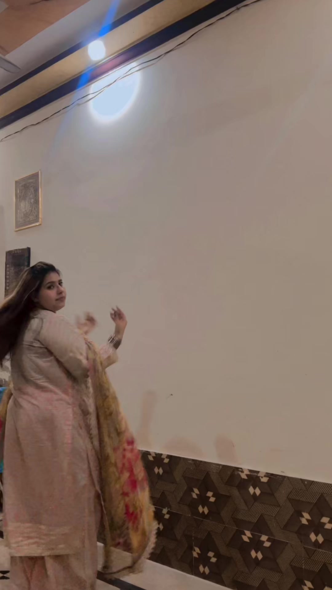 @SanamZoyalive