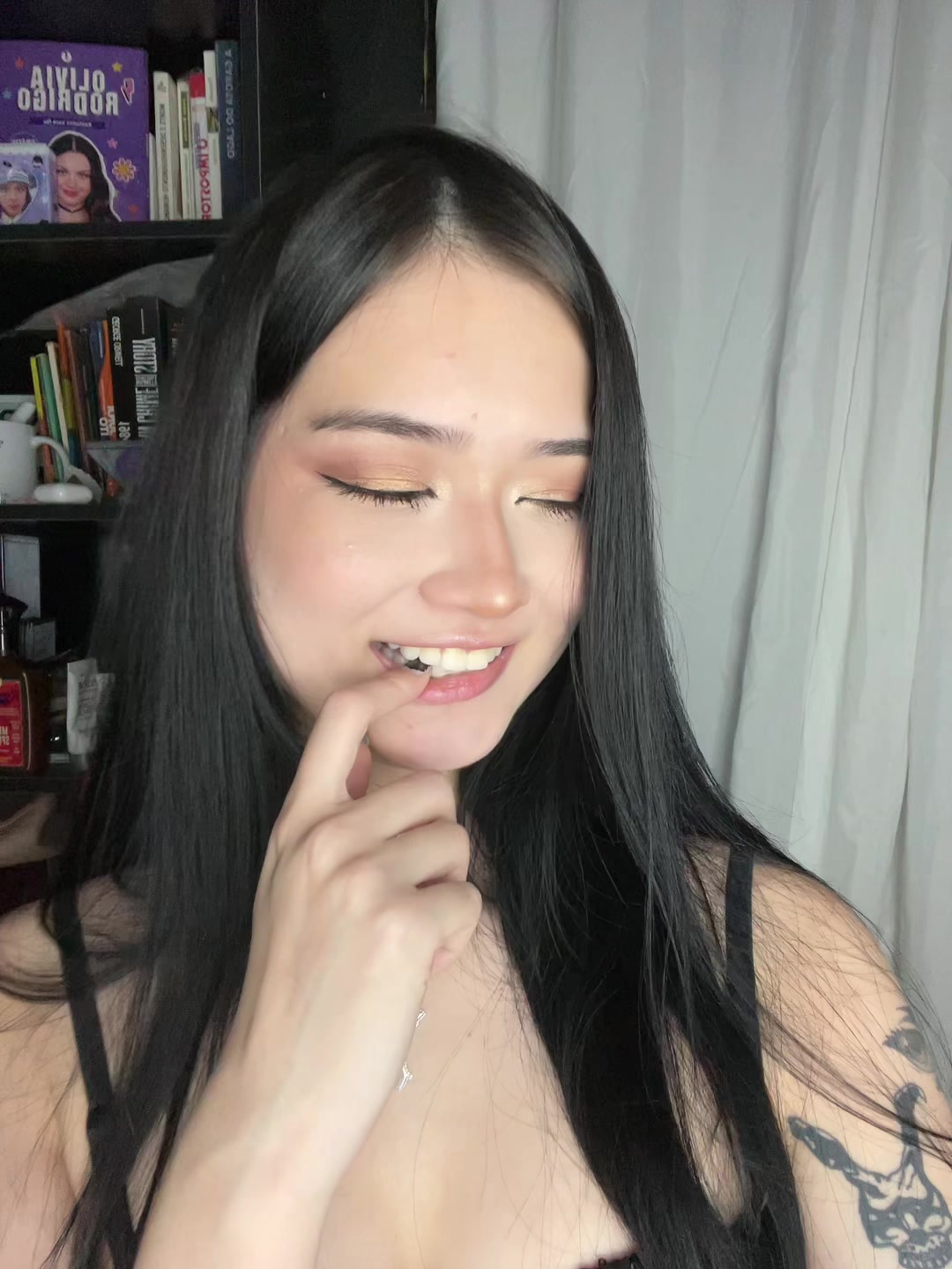 @claira