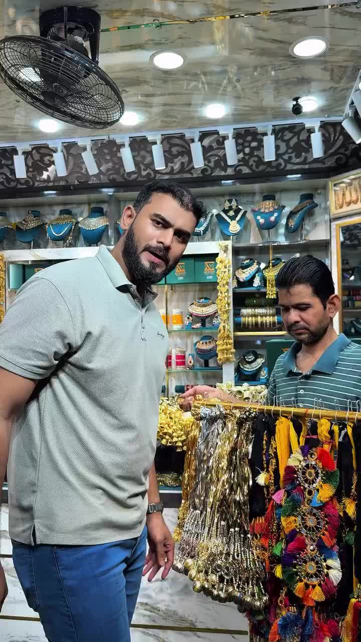 @Makkah bangles store