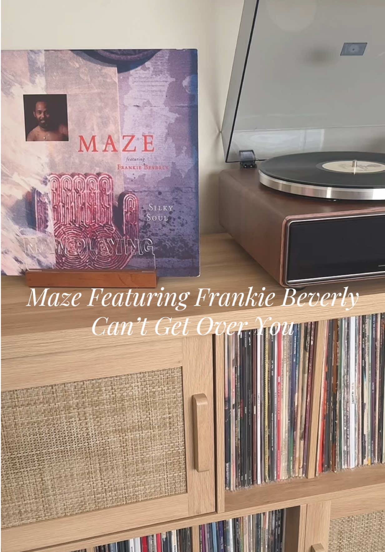 @billieellisvinyl