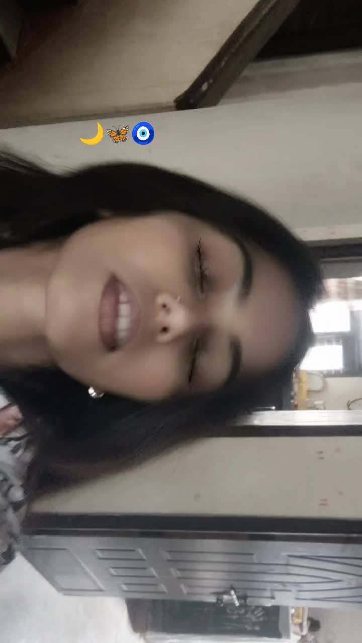 @🦋