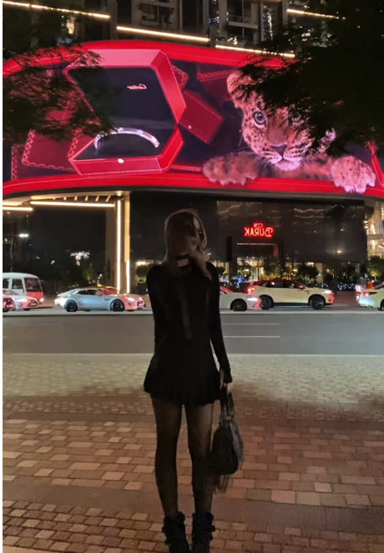 @paledollie