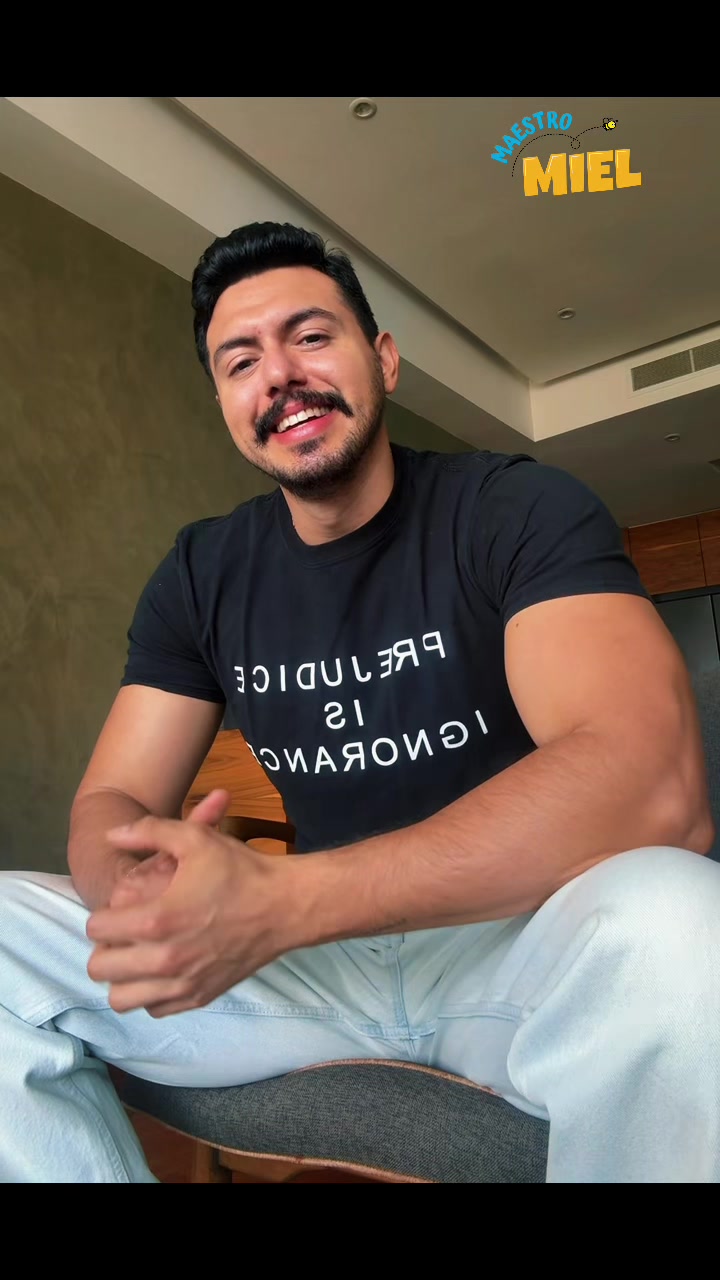 @MAESTRO MIEL🍯 👨&zwj;🏫