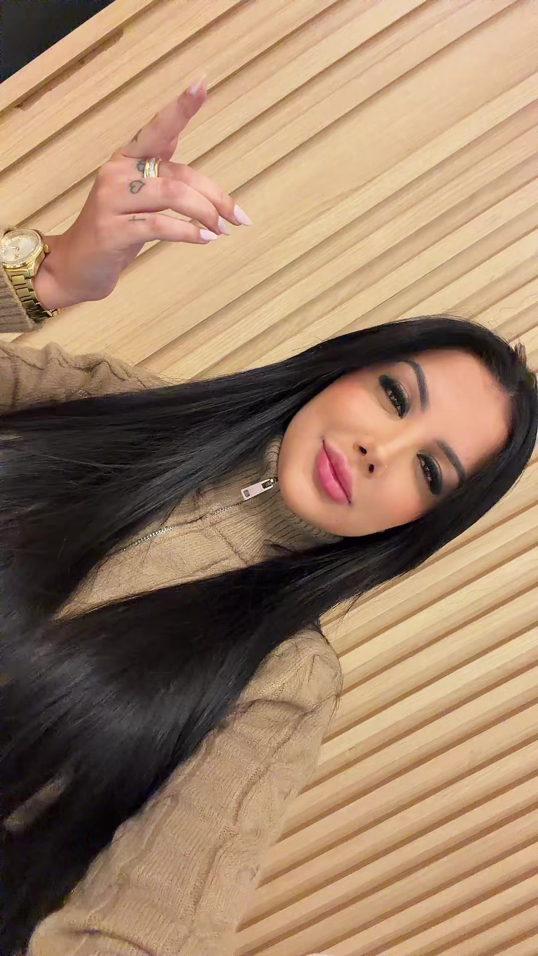 @lopesjhe_