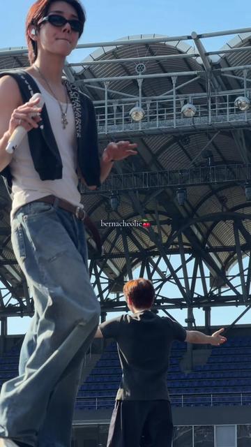 @Bernadette🍒 saw SVT again