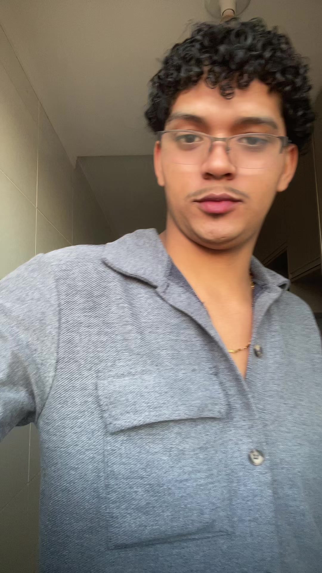 @T.H