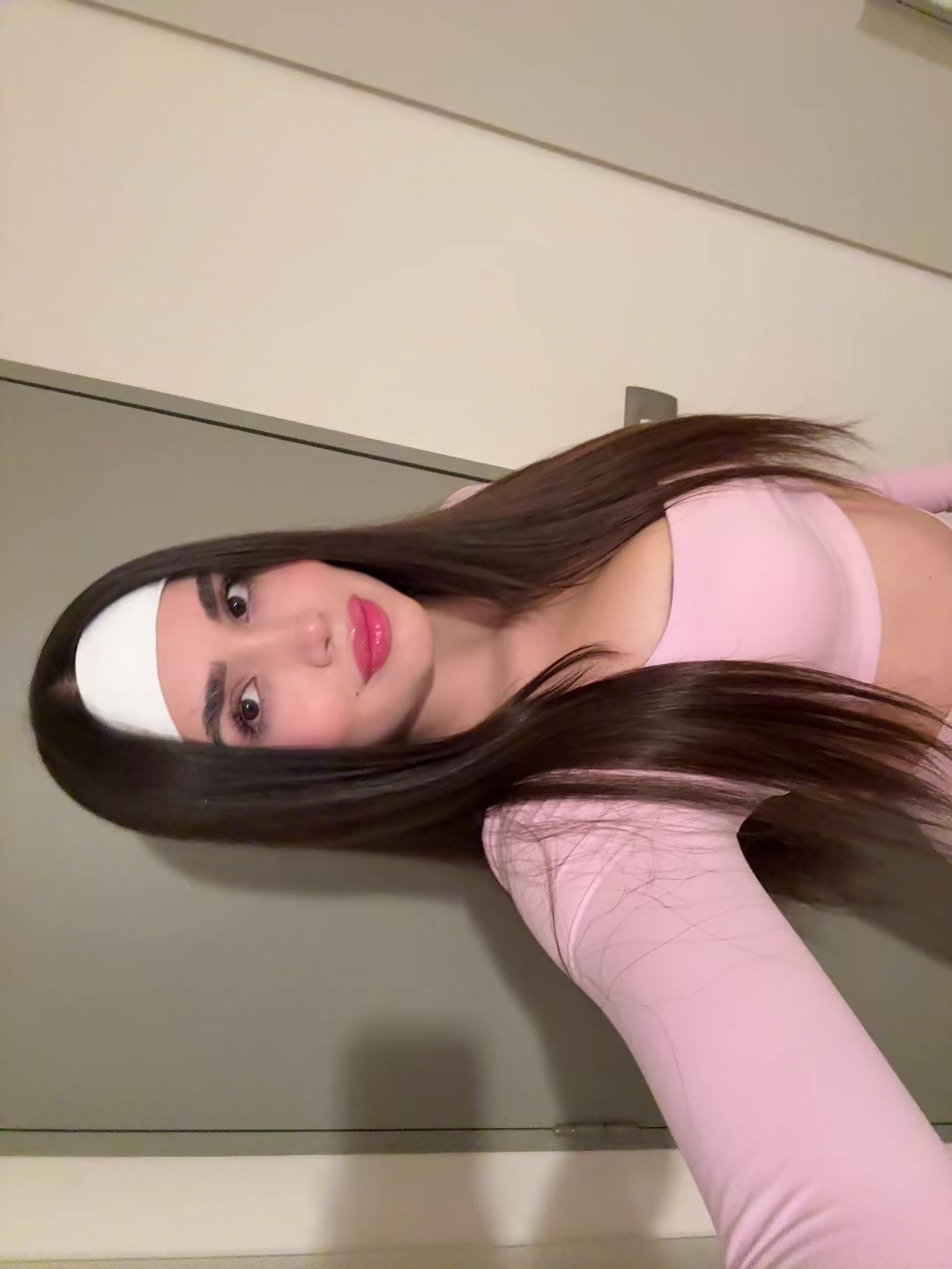 @𝐶𝑎𝑟𝑜𝑙𝑖𝑛𝑎 𝐴.