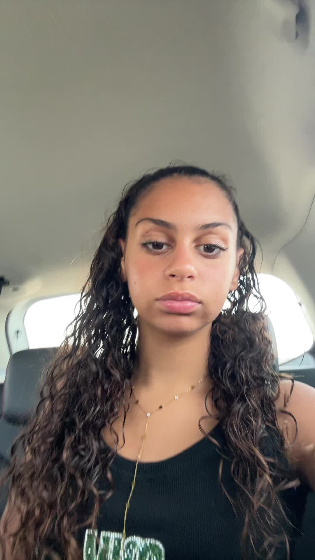 @Kely🇹🇳
