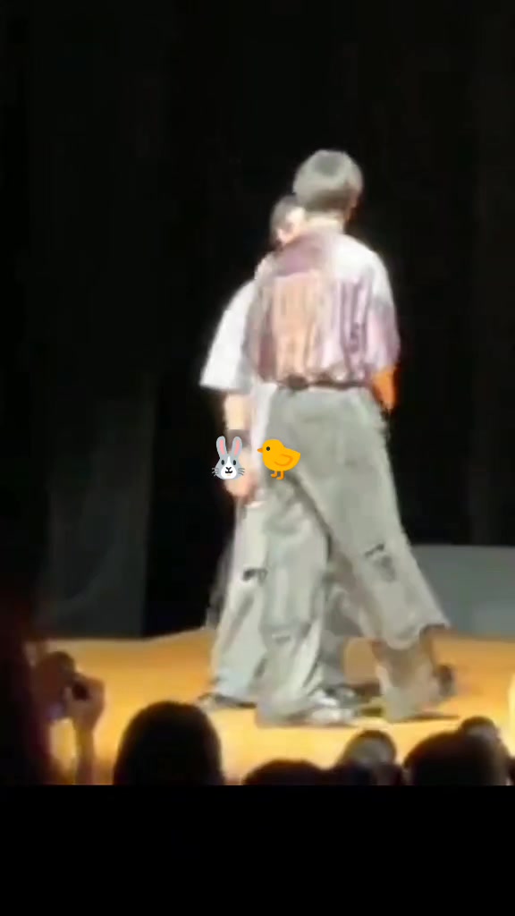 @𝐄𝐧𝐜𝐮𝐧𝐬𝐢𝐧𝐠🐰🐤
