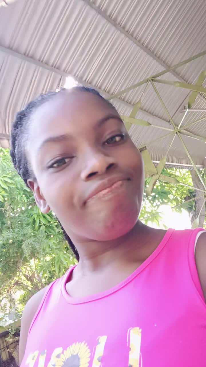 @thatgirl🥰